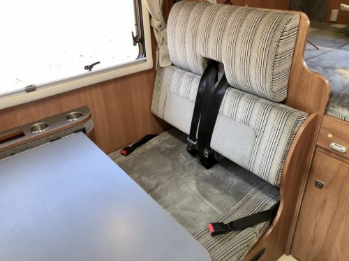 toyota-camroad-seat1 toyota-camroad-seat1